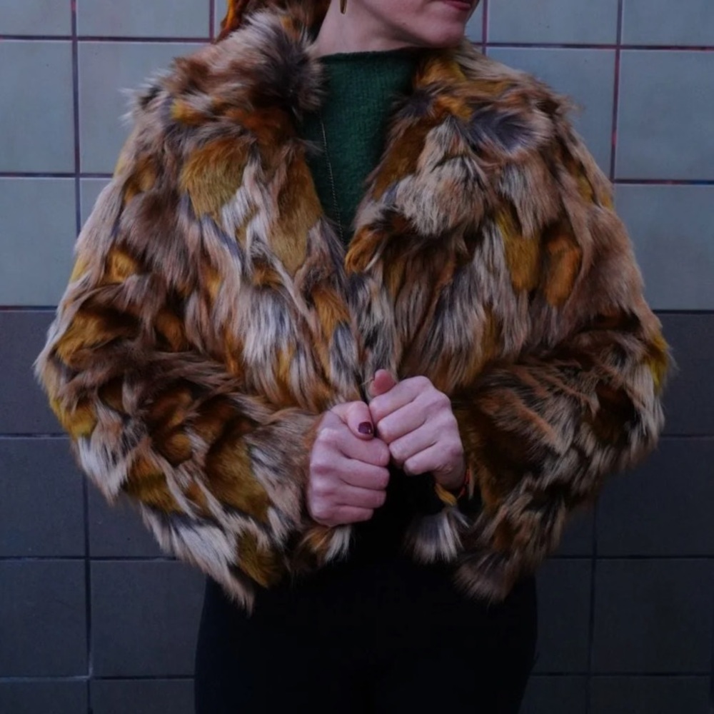 Crop faux Fur jacket